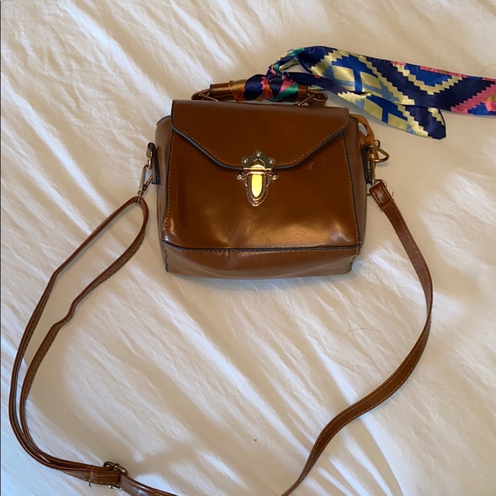 Brown shoulder purse